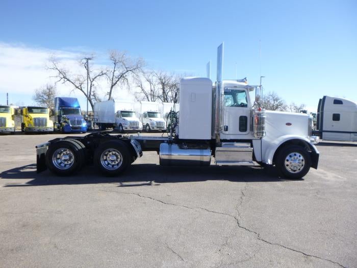 2020 Peterbilt 389 Base
