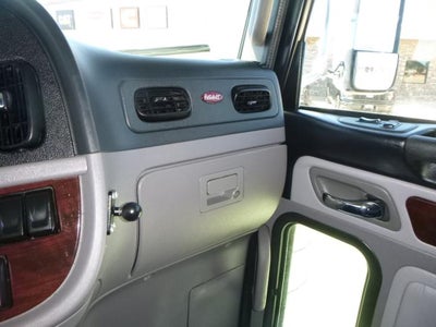 2022 Peterbilt 389 Base