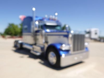 2022 Peterbilt 389 Base