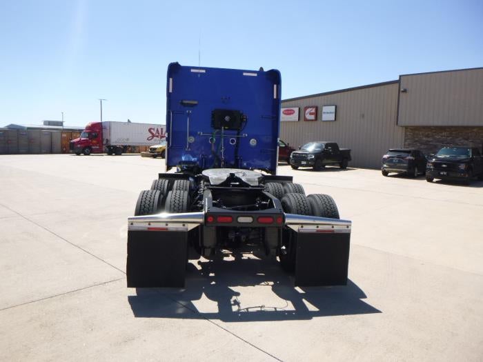 2022 Peterbilt 389 Base