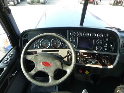 2020 Peterbilt 389 Base