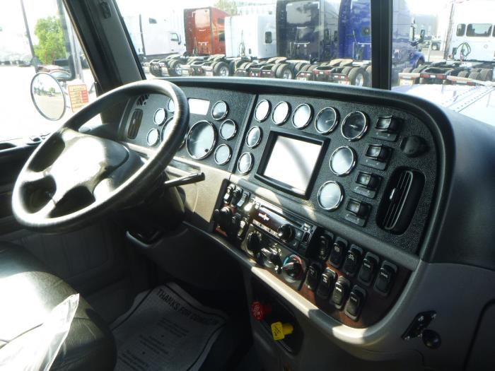 2020 Peterbilt 389 Base