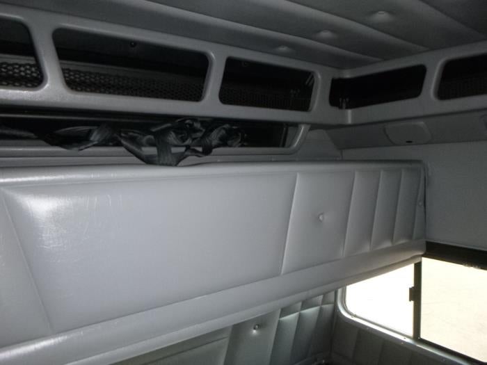 2020 Peterbilt 389 Base