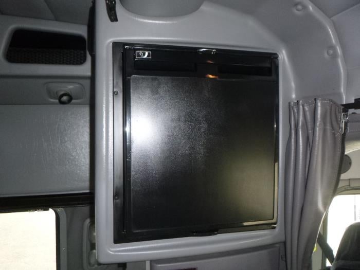 2020 Peterbilt 389 Base