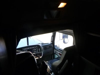 2020 Peterbilt 389 Base
