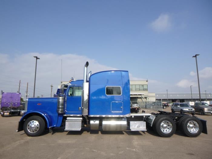 2020 Peterbilt 389 Base