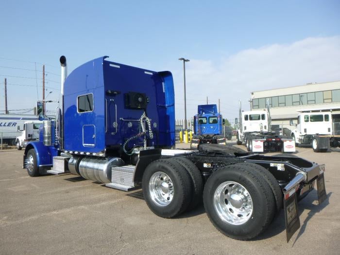 2020 Peterbilt 389 Base