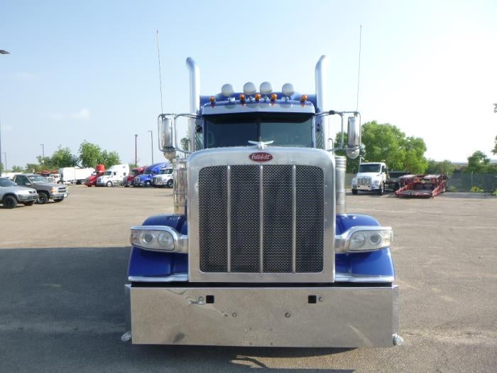 2020 Peterbilt 389 Base