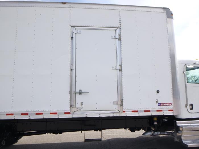 2020 Peterbilt 337 Base