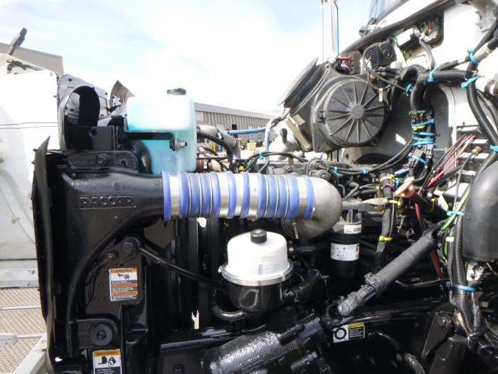 2020 Peterbilt 337 Base