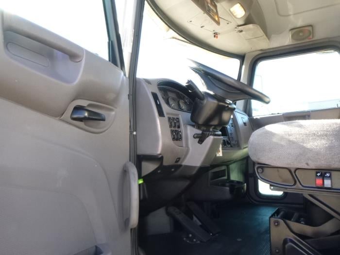 2020 Peterbilt 337 Base