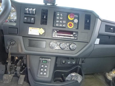 2026 Peterbilt 548 Base