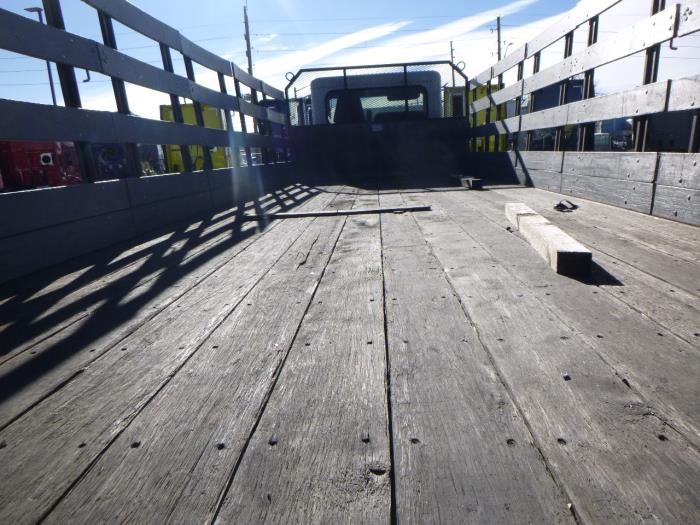 2020 Peterbilt 330 Base