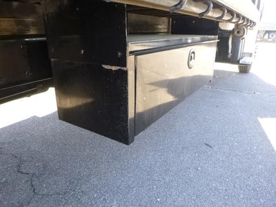 2020 Peterbilt 330 Base