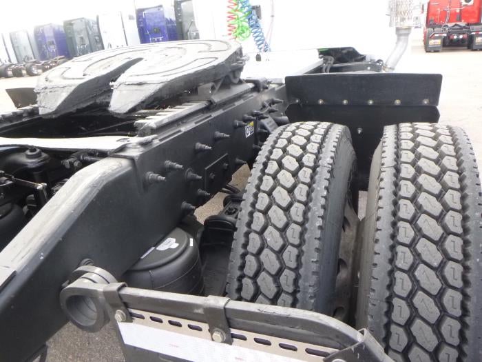 2018 Peterbilt 337 Base