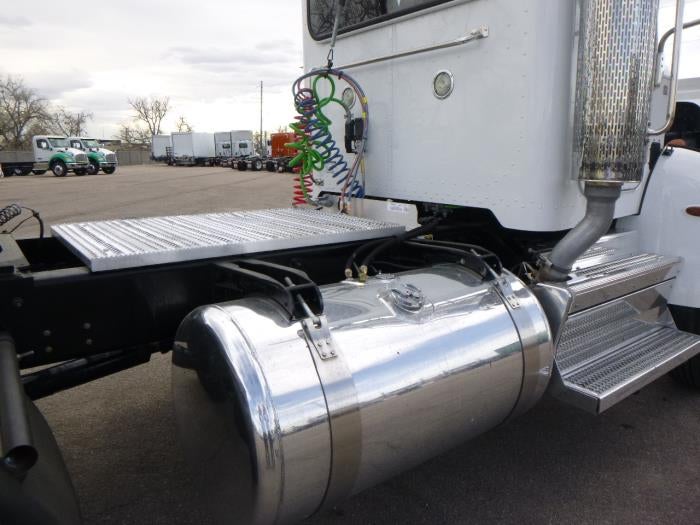 2018 Peterbilt 337 Base