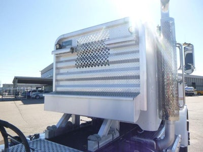 2016 Peterbilt 389 Base