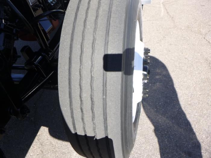 2016 Peterbilt 389 Base