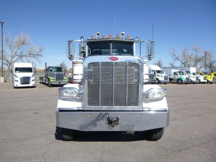 2016 Peterbilt 389 Base