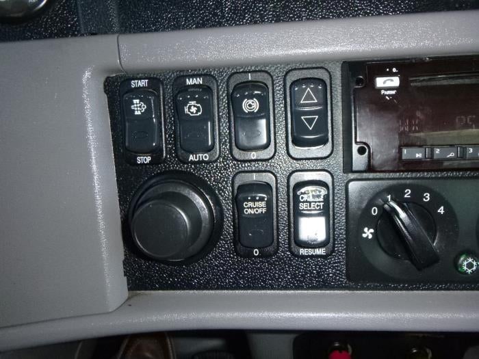 2016 Peterbilt 389 Base