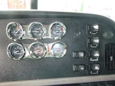 2016 Peterbilt 389 Base