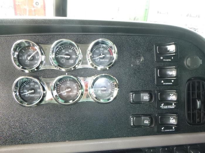 2016 Peterbilt 389 Base