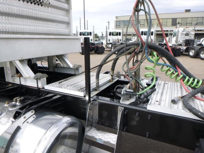 2016 Peterbilt 389 Base