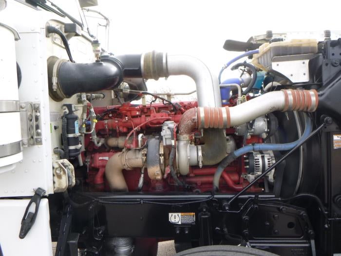 2016 Peterbilt 389 Base