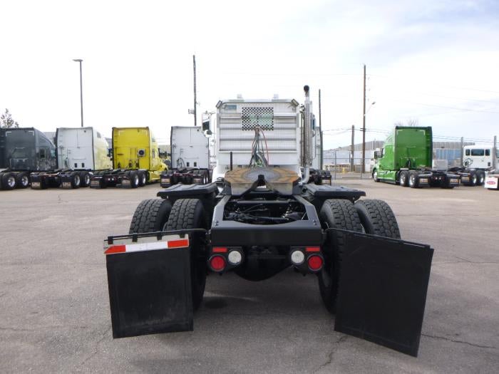 2016 Peterbilt 389 Base