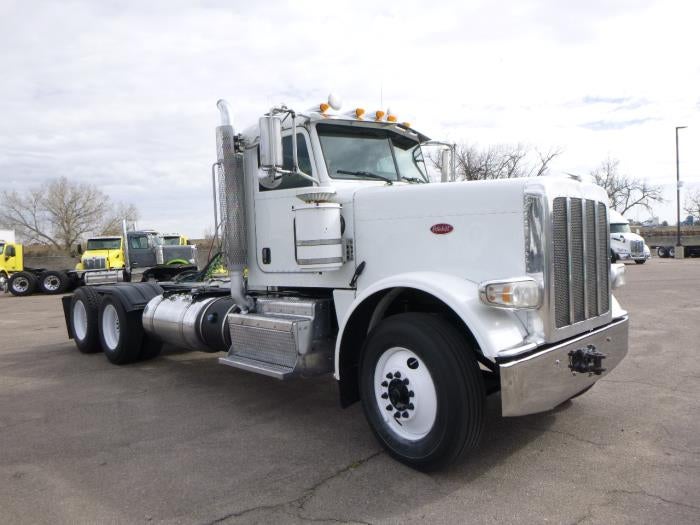 2016 Peterbilt 389 Base