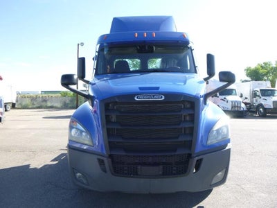 2020 Freightliner Cascadia Base