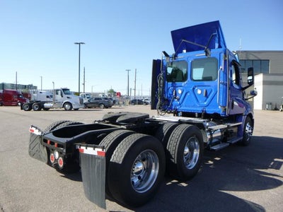 2020 Freightliner Cascadia Base