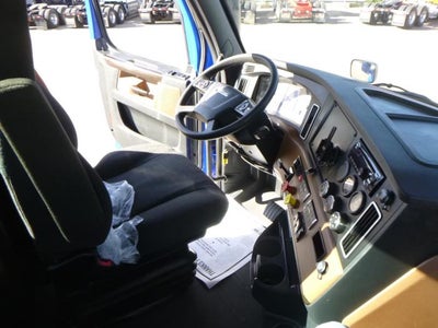 2020 Freightliner Cascadia Base