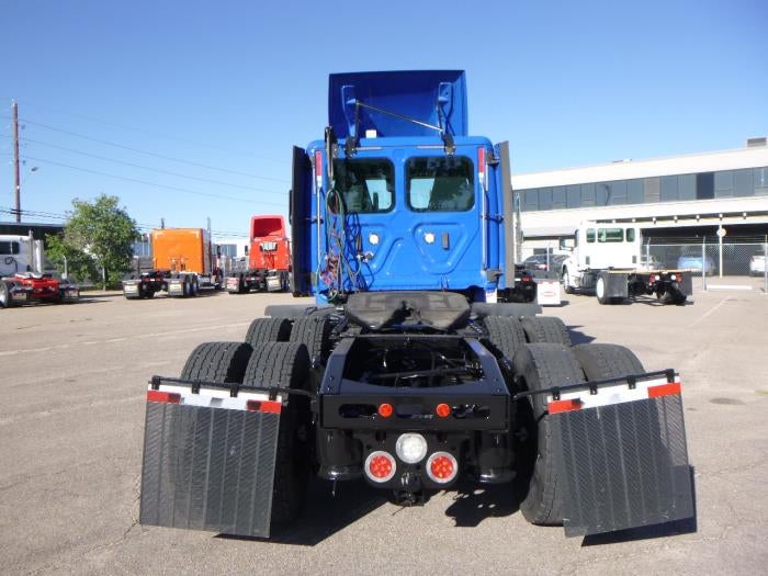 2020 Freightliner Cascadia Base