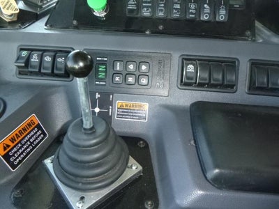 2025 Peterbilt 520 Base