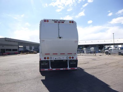 2025 Peterbilt 520 Base