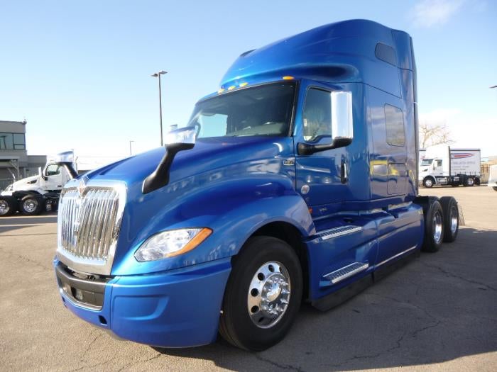 2022 International LT625 Base