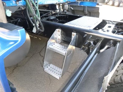 2022 International LT625 Base