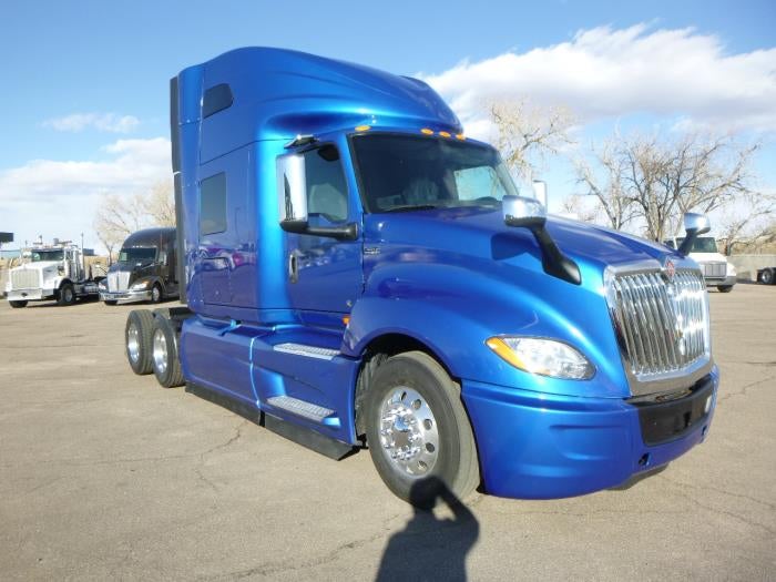 2022 International LT625 Base